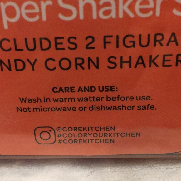 Ceramic Candy Corn Salt Pepper Shaker Set of Two NWT 3”x1.75” - Picture 7 of 15